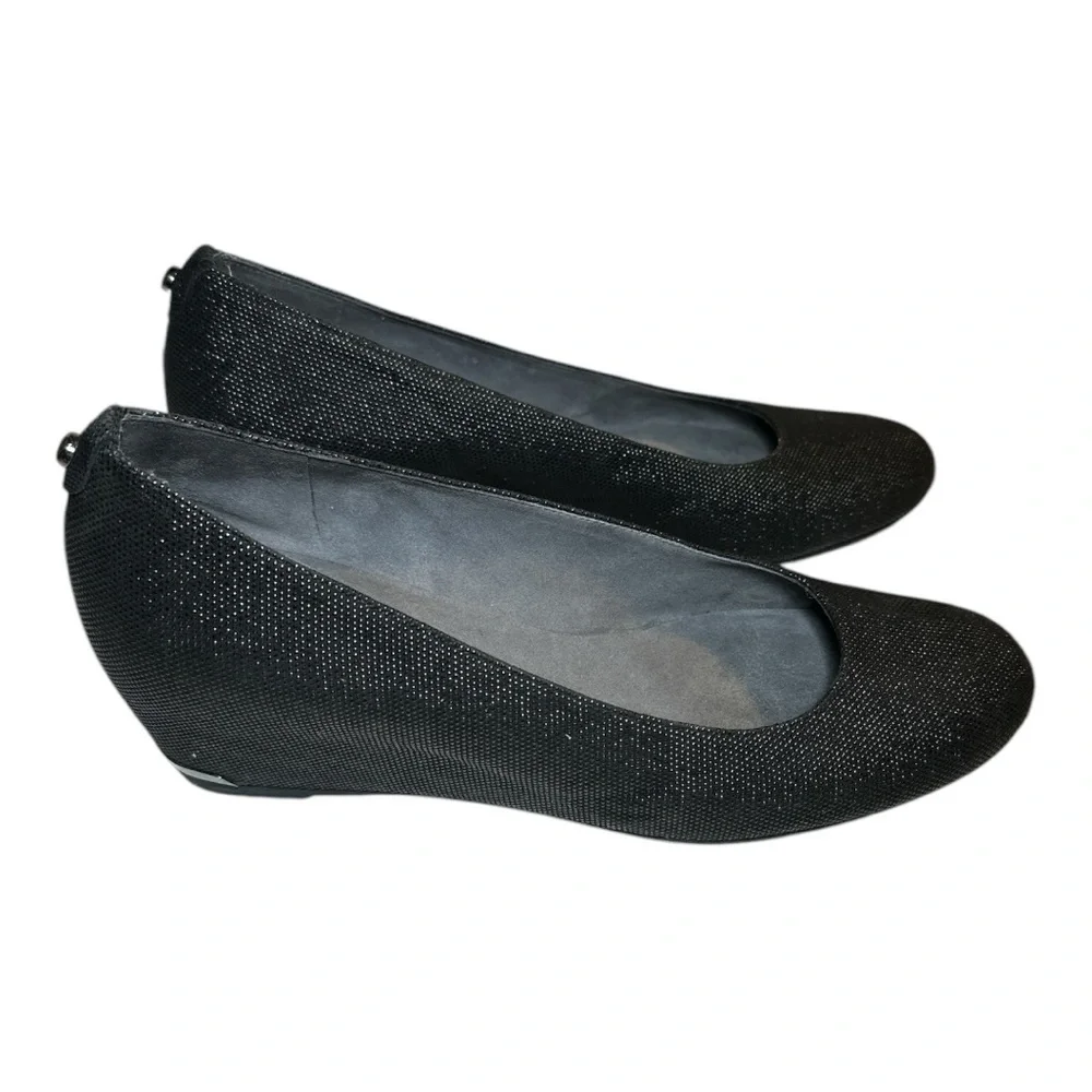 Stuart Weitzman women’s Black Metallic Printed Wedge Shoes size 8 - Picture 3 of 9